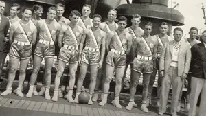 În 1933: Baschetul devenea sport olimpic, cu trei înainte de Jocurile Olimpice găzduite de Germania nazistă