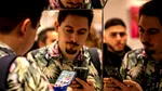 Sondaj: Românii cumpără online gadgeturi și jucării de Paște în locul tradiționalelor haine noi