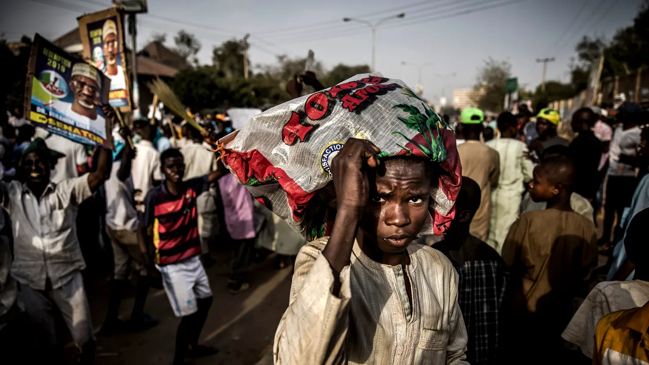 După gratii, la doar 13 ani: Un copil din Nigeria a fost condamnat la 10 ani de închisoare, pentru blasfemie. UNICEF solicită anularea sentinţei
