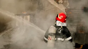 Ferma unui primar din Botoşani, incendiată pentru a patra oară în ultimii ani. Edilul, convins că este o răzbunare politică 