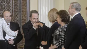 Proiectul privind SUPERIMUNITATEA judecătorilor CCR a trecut de Parlament