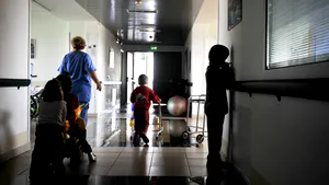 Copilul român care a murit în Italia s-a intoxicat cu un pesticid puternic ajuns în ciocolată