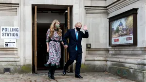 Premierul britanic Boris Johnson s-a căsătorit în secret cu Carrie Symonds