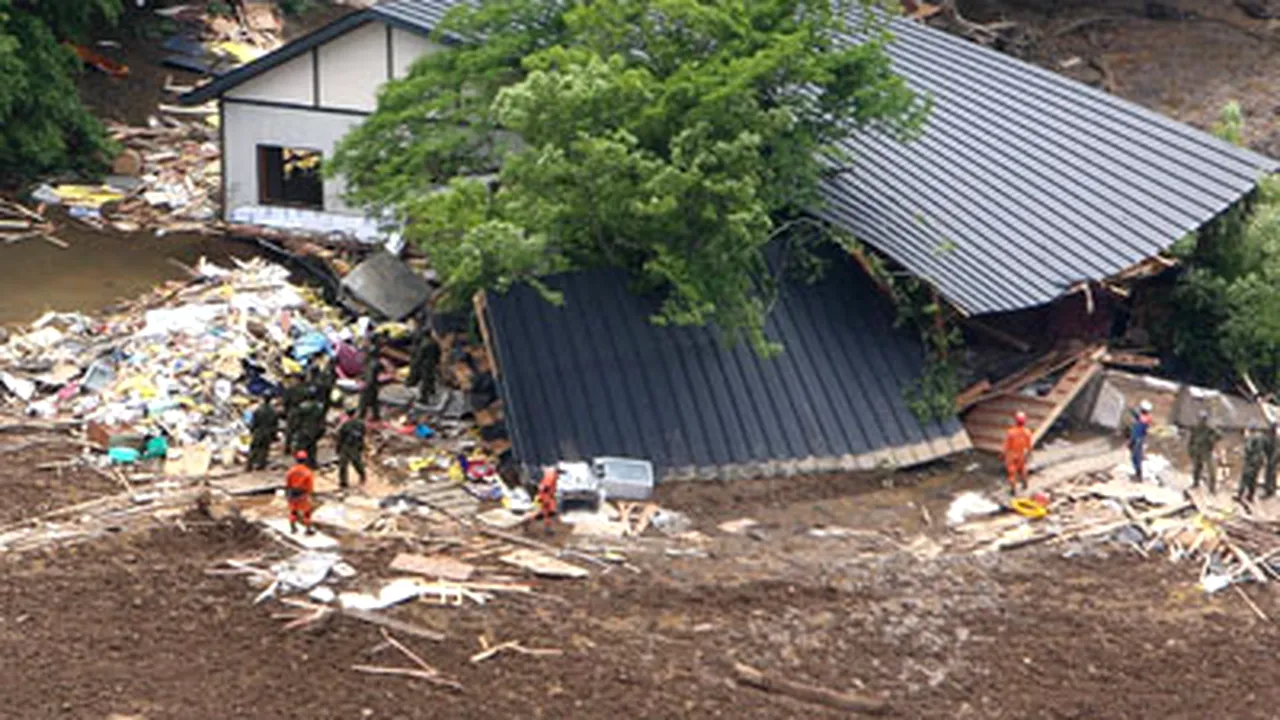Bilanţul seismului produs în nordul Japoniei a crescut la zece morţi