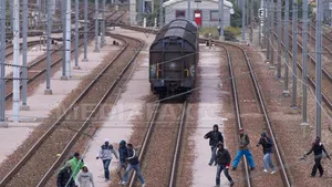 Imigranţi din Croaţia s-au luptat pentru locuri într-un tren şi au intrat pe ferestre