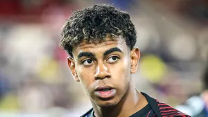 Lamine Yamal a luat o decizie cu privire la viitorul său la Barcelona