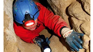 Reţea subterană din Epoca de piatră: Oamenii preistorici şi-au construit tuneluri din Scoţia până în Turcia