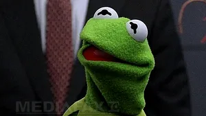 Kermit broscoiul are o nouă iubită, care se numeşte Denise