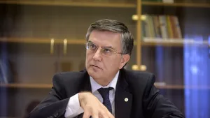 Cum e să fii preşedintele filosofilor lumii? Mircea Dumitru: 