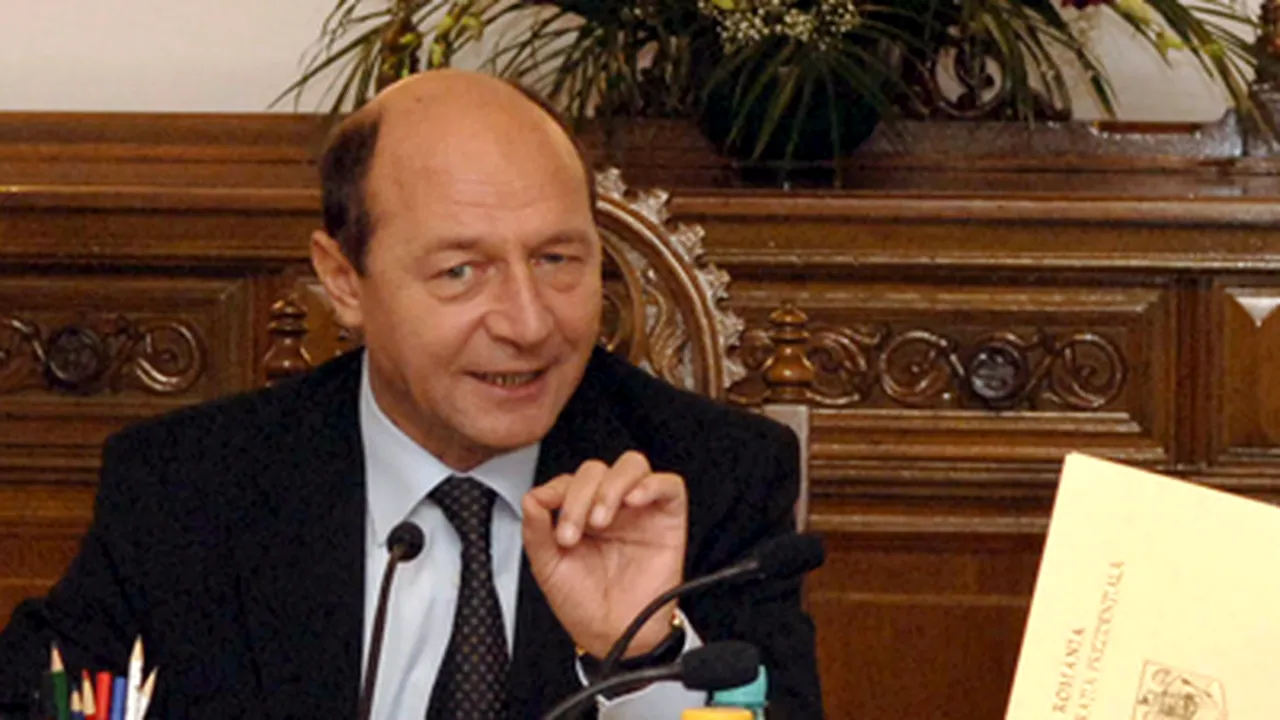Băsescu: Au apărut secretari de stat controversaţi