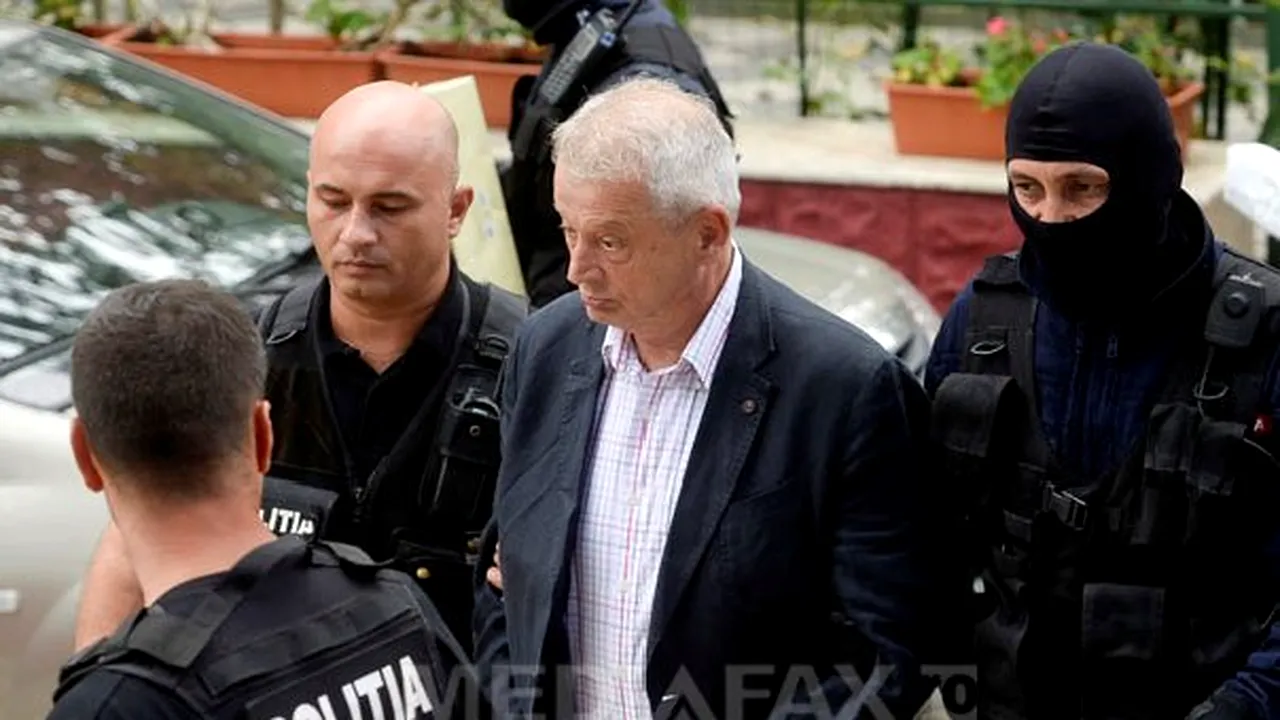 Avocaţii primarului Capitalei, în vizită la acesta în arest: Sorin Oprescu nu este un om învins