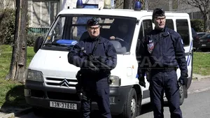 Operaţiune simultană în Franţa şi Belgia împotriva unei vaste reţele de hoţi ambulanţi