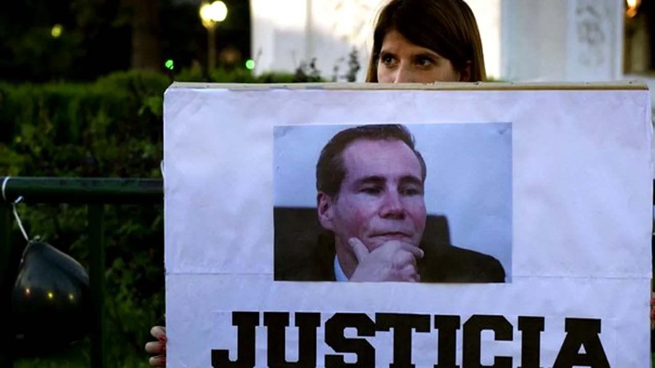 RAPORT independent: Procurorul Alberto Nisman, care urma să formuleze acuzaţii la adresa preşedintei Argentinei, a fost ucis