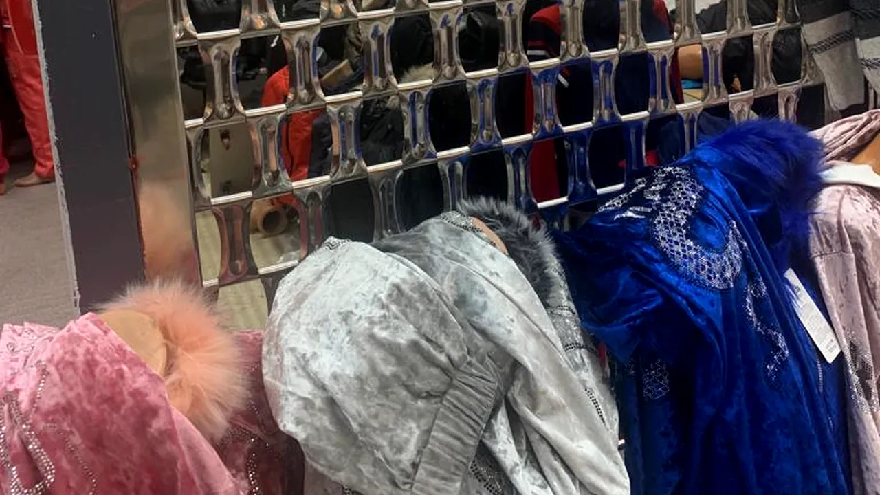 16 standuri dintr-un complex comercial din Ilfov, sigilate de inspectorii ANPC