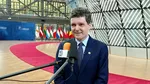 „De unde mai găsim bani pentru Ucraina?”. Nicușor Dan spune că subiectul va fi abordat azi la Bruxelles