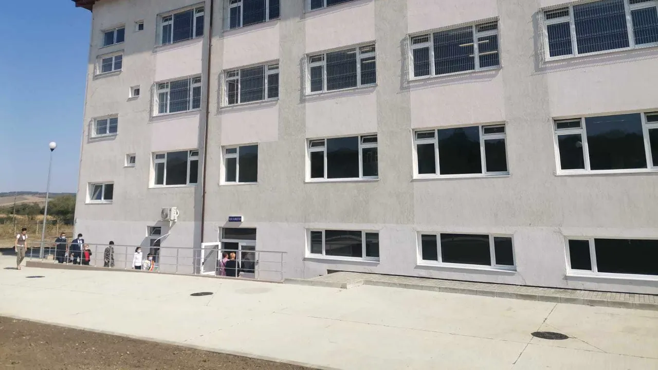 FOTO: La Galaţi a fost inaugurat primul spital din judeţ construit după Revoluţie