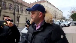 Cât costă geaca cu care Dorel Căprar, preşedintele PSD Arad, s-a prezentat la DNA