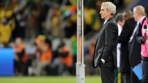 Raymond Domenech ar putea cere federaţiei franceze daune de 2 milioane de euro