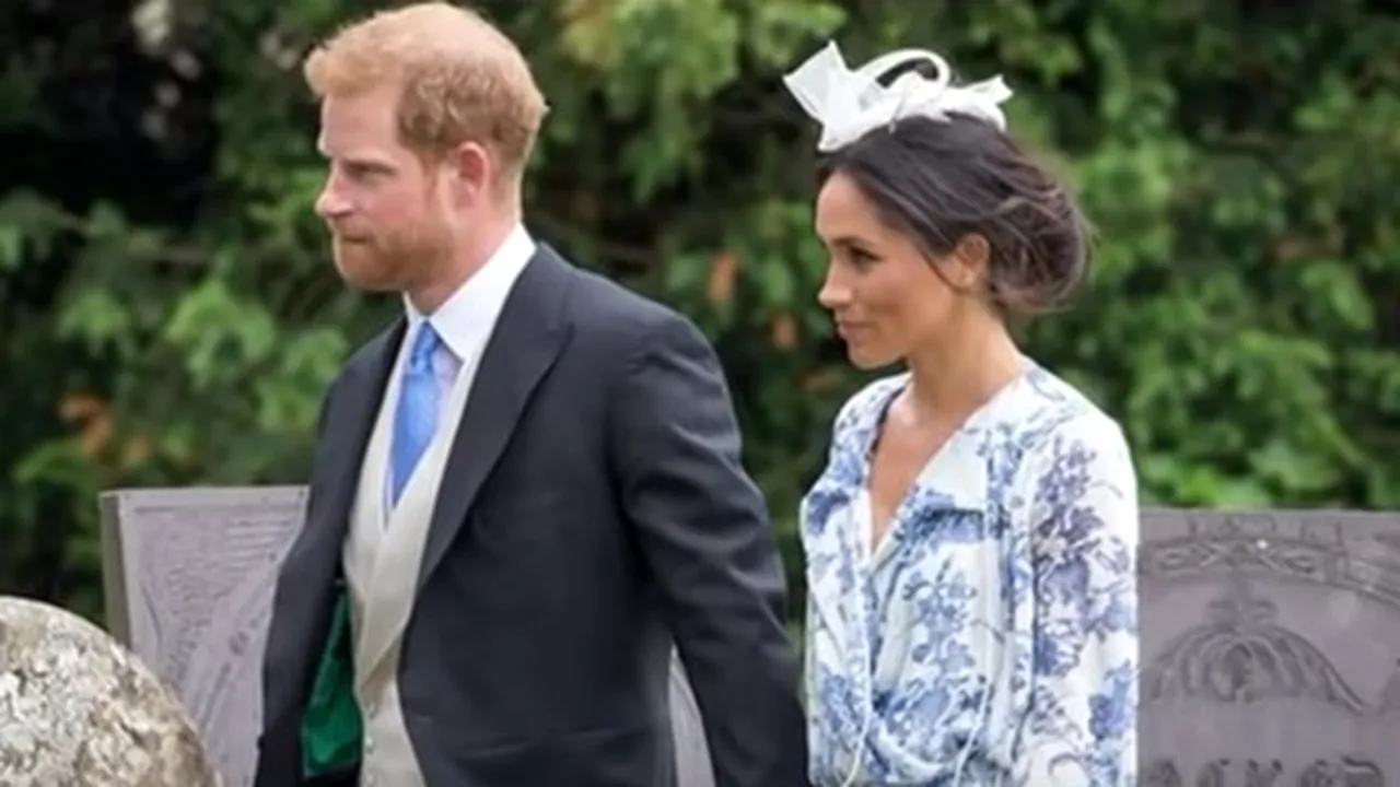 Prinţul Harry şi ducesa Meghan, la nunta nepoatei prinţesei Diana. Mireasa a purtat tiara Spencer. VIDEO