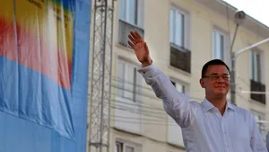 Ungureanu la Iaşi: Mergeţi la referendum. Salvaţi România salvând preşedintele ales