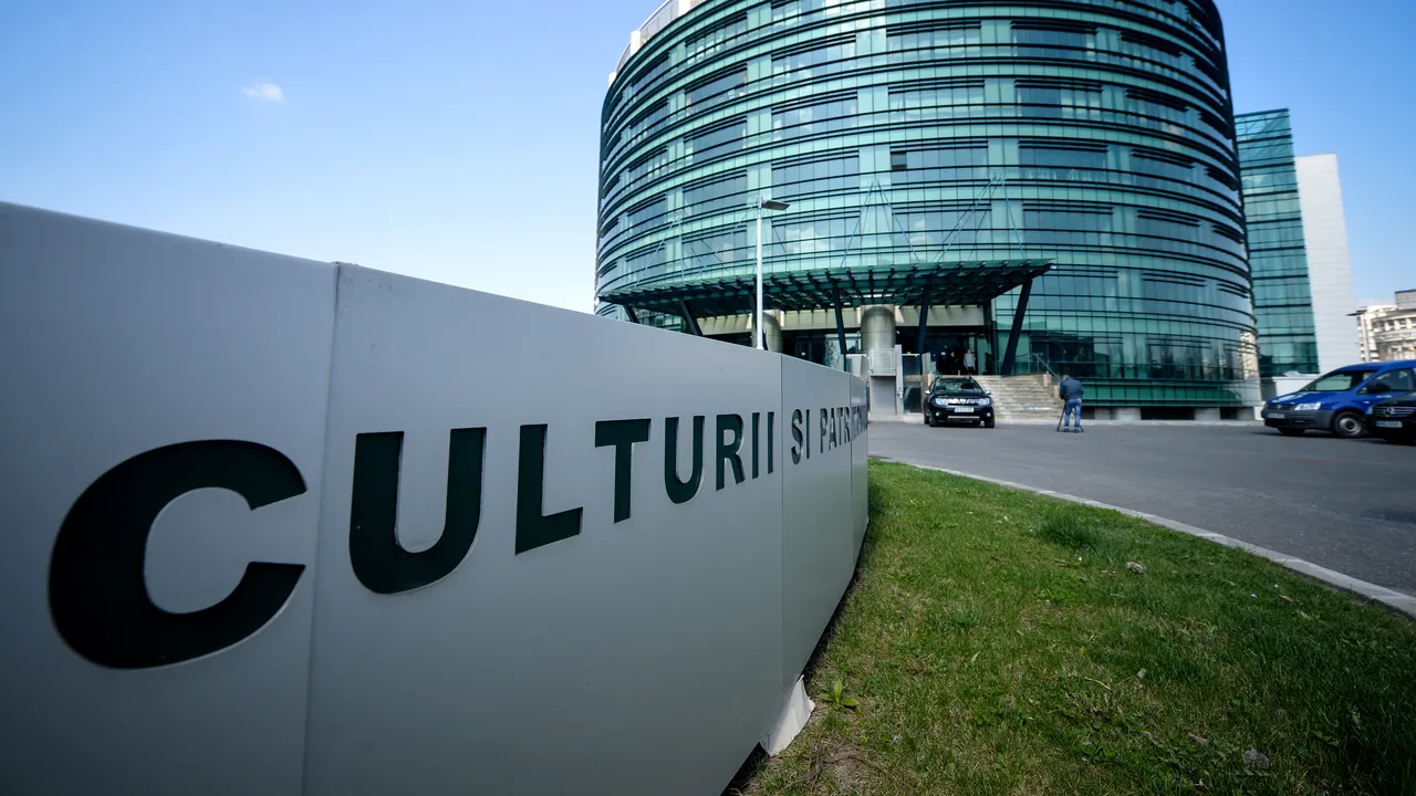 Salariaţii din muzeele publice din România pichetează, de la ora 11.00, Ministerul Culturii. Sindicaliştii cer măsuri urgente