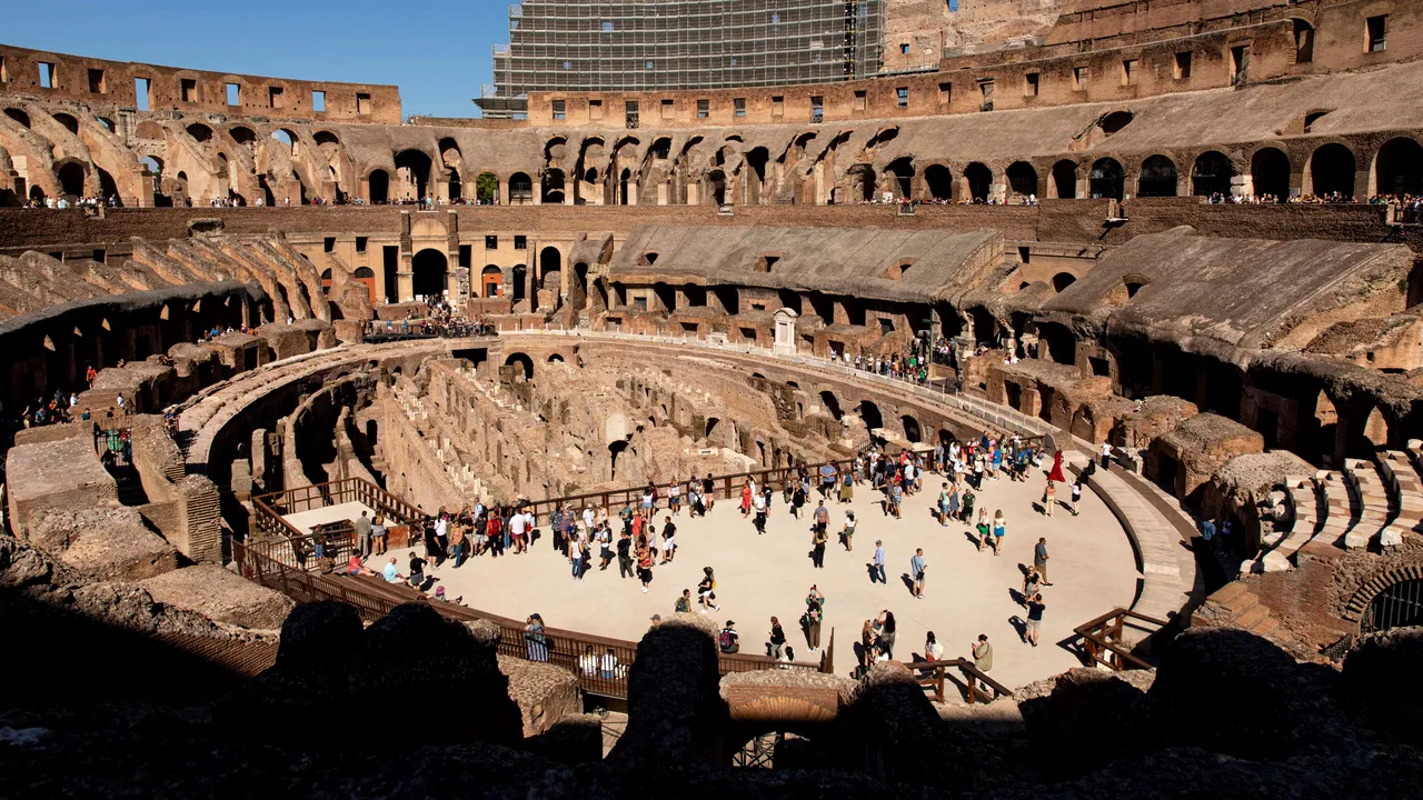 Arheologii au găsit urme de gustări vechi de 1.900 de ani la Colosseum. Ce mâncau spectatorii pe durata luptelor dintre gladiatori