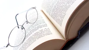 FOCUS: Literatura a ieşit de sub cenzură, după Revoluţie, dar capodoperele încă sunt aşteptate