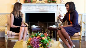 FOTO Melania Trump şi Michelle Obama, soţiile celor doi 