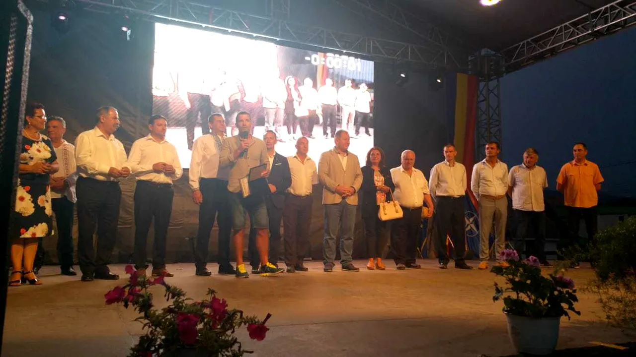 Ultramaratonistul Tiberiu Uşeriu a devenit cetăţean de onoare al comunei natale, Prundu Bîrgăului