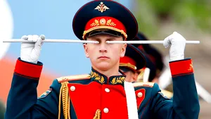 MEDIAFAX FOTO | Summitul de la Sibiu, mănuşile lui Duckadam şi bucuria copiilor. Imaginile săptămânii 3 - 10 mai