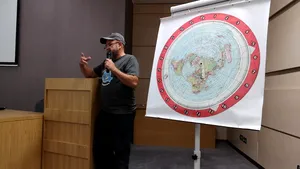 Adepţii teoriei Pământului Plat acuză NASA că imaginile Terrei din spaţiu sunt trucate