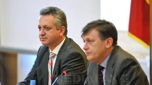 Fenechiu a prezentat, alături de Antonescu, bilanţul la şase luni în fruntea Transporturilor