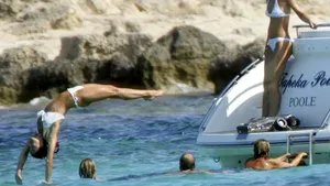 Au apărut fotografii cu Pippa Middleton topless. Familia a luat măsuri pentru a le retrage