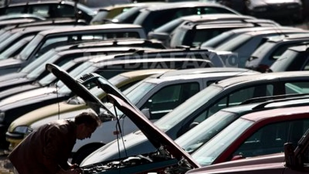 Romanian President Passes Law On Car Pollution Tax