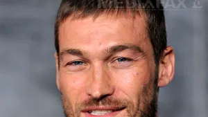 Andy Whitfield, nevoit să părăsească serialul 