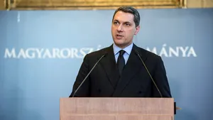 Janos Lazar, şeful de cabinet al premierului Ungariei: Statele central-europene se află mai degrabă 