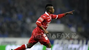 Atacantul nigerian Imoh Ezekiel, noul elev al lui Dan Petrescu la Al-Arabi