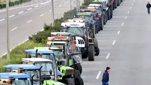 Fermieri cu tractoare au blocat puncte de trecere a frontierei din Cehia