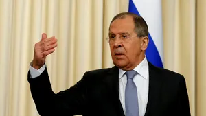 Serghei Lavrov: Aşteptăm ca UE să convingă Ucraina în privinţa implementării acordului de la Minsk