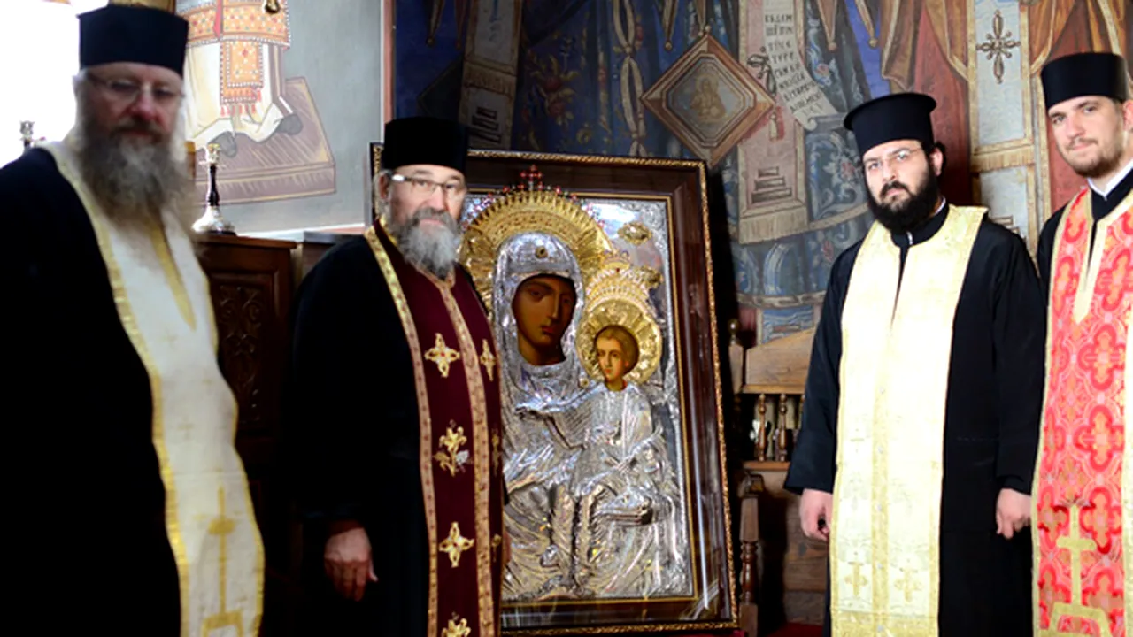 Patriarhie: Icoana Maicii Domnului de la Mitropolia Clujului va fi adusă vineri la Bucureşti