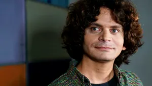 „Profesorul de genii” Kristof Lajos, condamnat la 13 ani și 3 luni pentru viol și agresiune sexuală