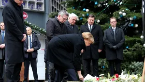 Ministrul german de Interne: Autorităţile studiază mai multe indicii în legătură cu atacul din Berlin
