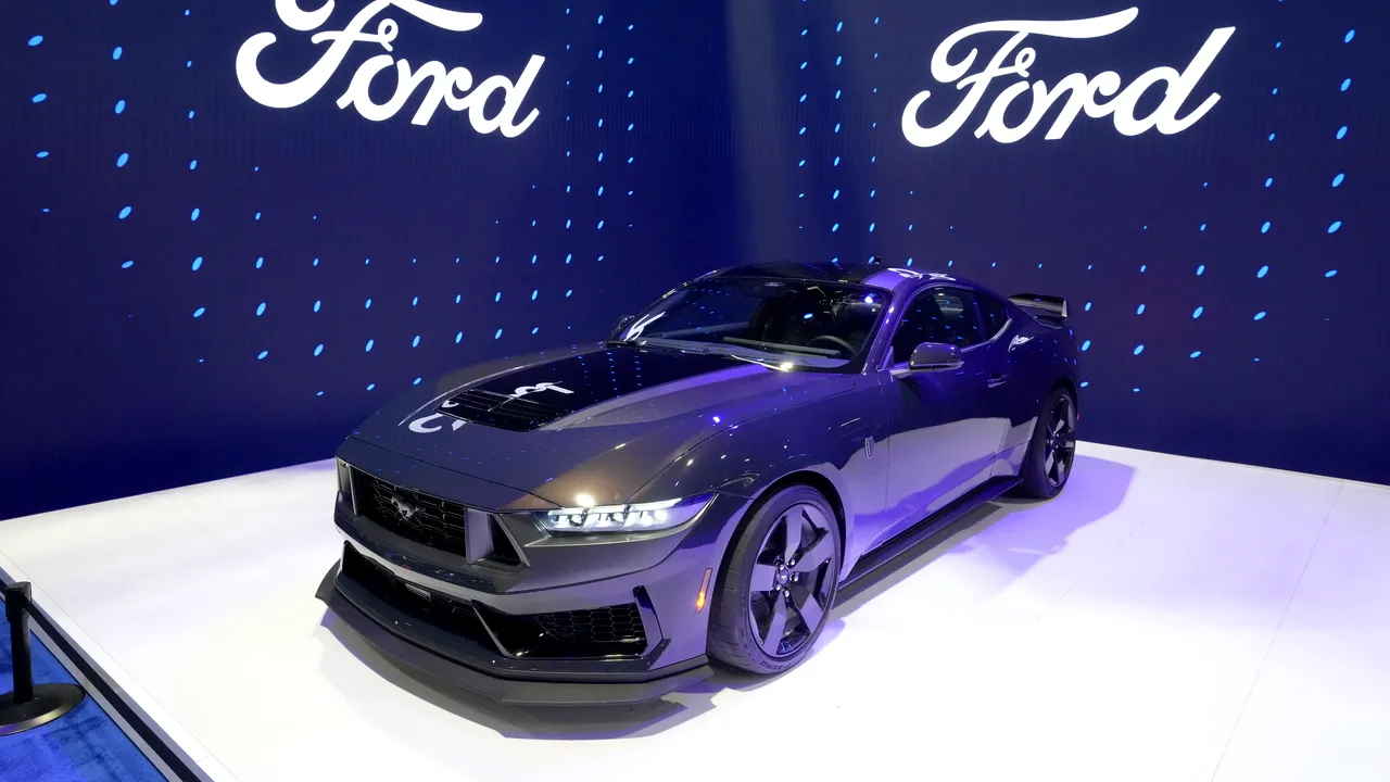 Ford va iniţia o serie de concedieri în rândul inginerilor din Statele Unite şi Canada