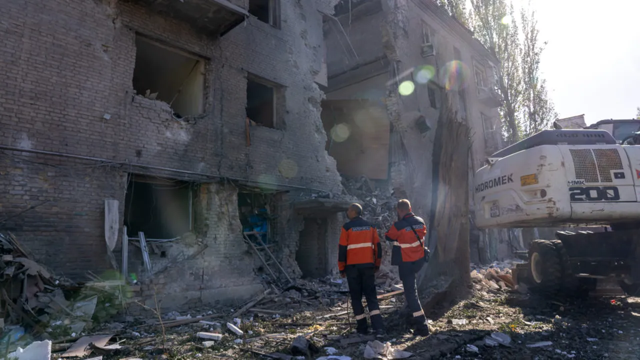 Războiul din Ucraina, ziua 1.313. Zelenski condamnă atacurile aeriene „josnice” ale Rusiei / Două partide pro-ruse, interzise din scrutinul din Moldova