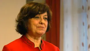 Ana Blandiana va deveni Cavaler al Legiunii de Onoare
