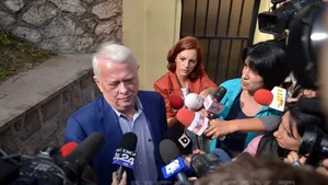 DNA cere aviz pentru arestarea lui Viorel Hrebenciuc şi Ioan Adam. Hrebenciuc, cointeresat să intervină la autorităţi în schimbul a 12.000 de hectare de pădure