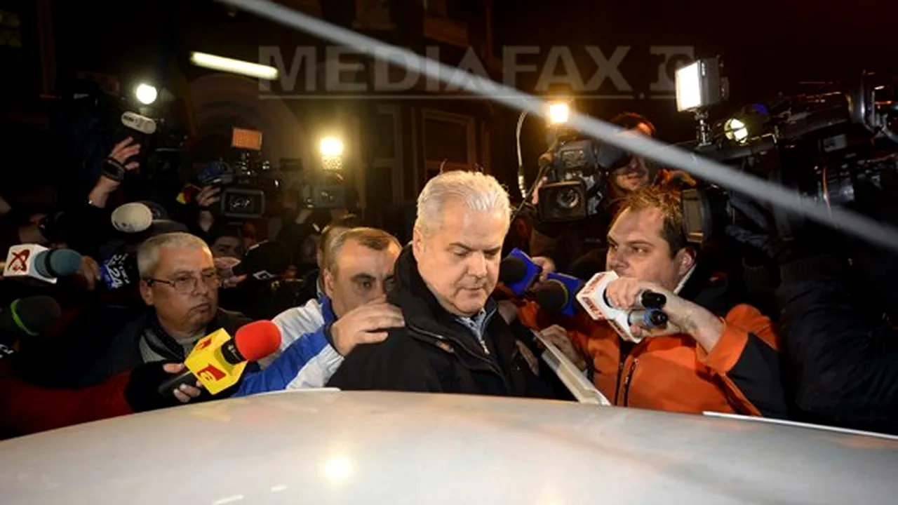 Excluderea din avocatură a lui Adrian Năstase, rediscutată de Baroul Bucureşti