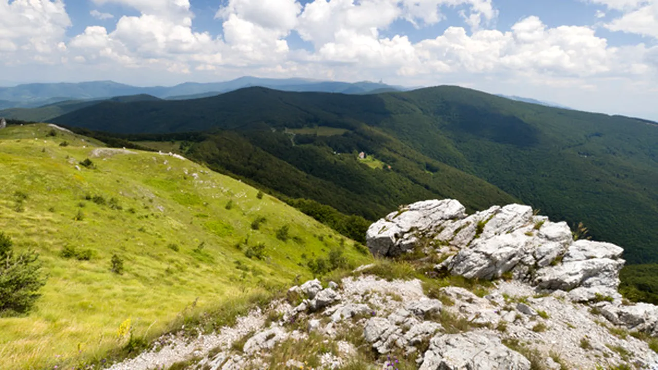 PROGNOZA METEO: Temperatura scade uşor. Cum va fi vremea vineri