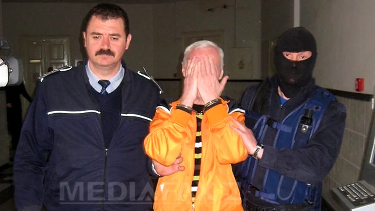 Un arădean condamnat pentru trei crime recunoaşte că şi-a ucis şi fiica şi fosta concubină şi vrea să fie condamnat. Instanţa: Nu se poate, trebuie administrate probele şi audiaţi martorii