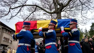 DOLIU UPDATE: Mircea Lucescu a fost înmormântat cu onoruri militare la Cimitirul Bellu